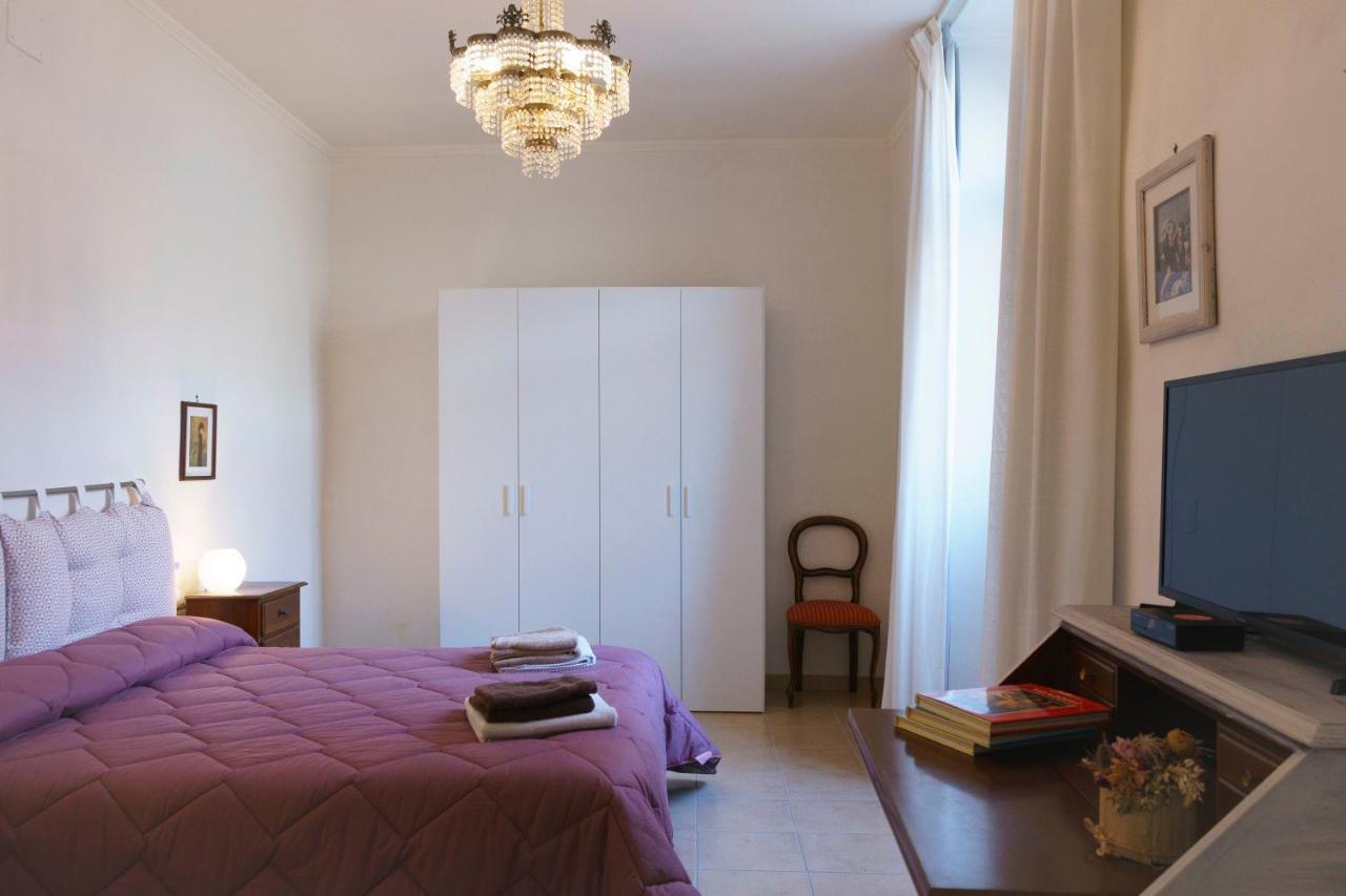 Appartamento Piazza Santa Maria Nuova Viterbo Kültér fotó